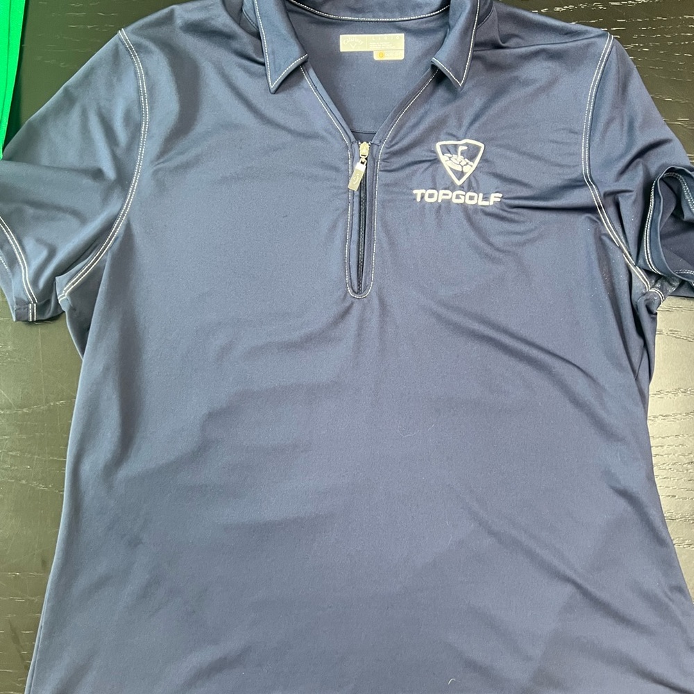 Top golf Oakley polo
